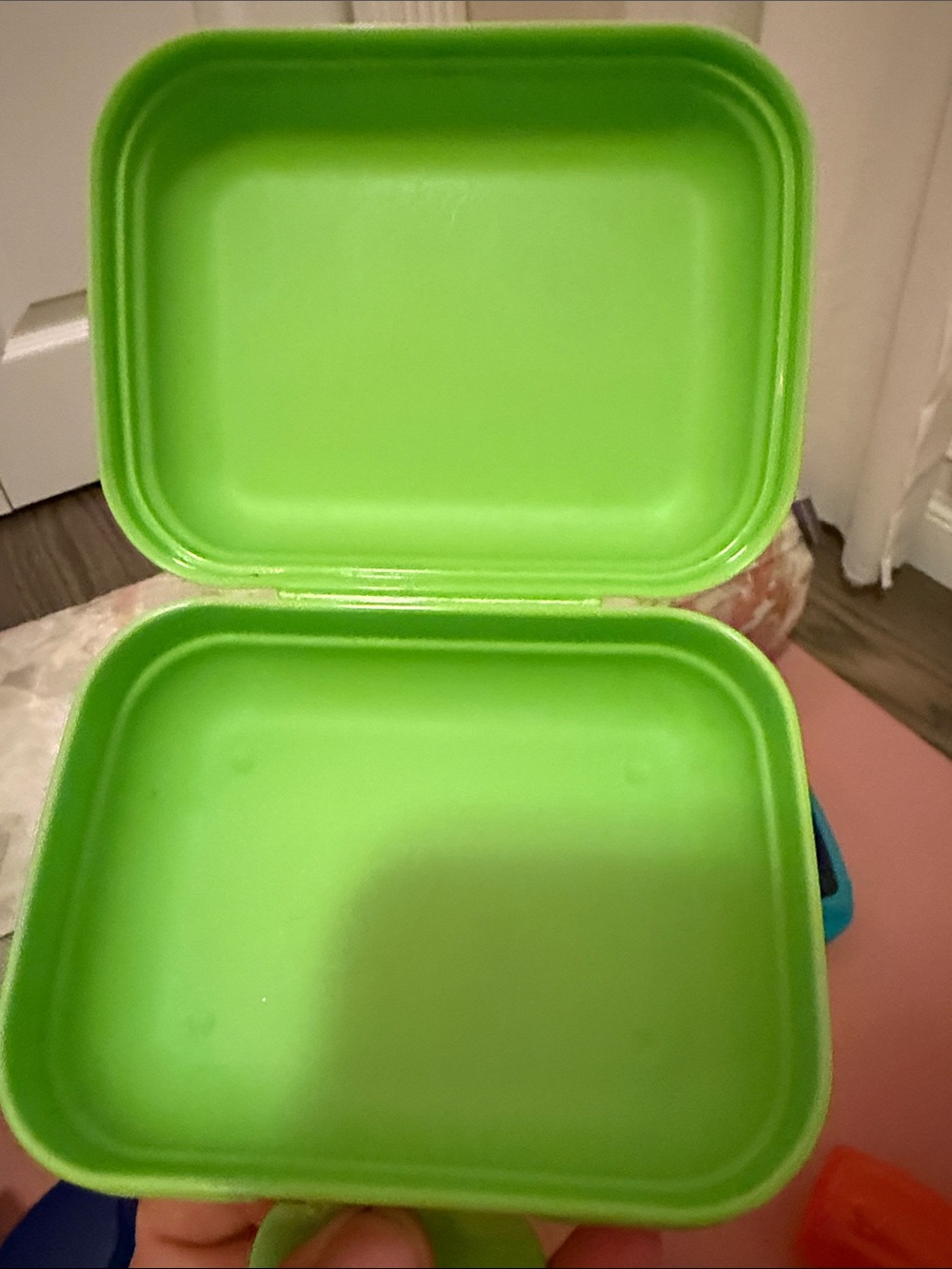 Tupperware Lot - Picture 14 of 16